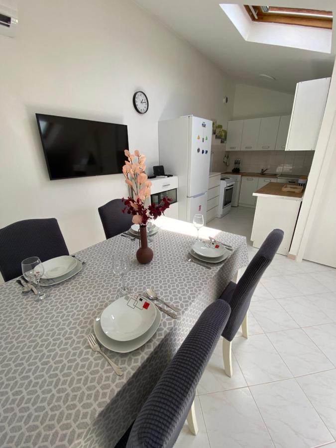 Apartman Paulo Porec Exterior photo